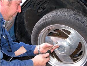 儒安機械剎車盤修復(fù)機現(xiàn)場圖 儒安機械剎車盤修復(fù)機現(xiàn)場圖