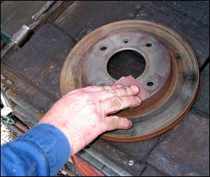 儒安機械剎車盤修復(fù)機現(xiàn)場圖 儒安機械剎車盤修復(fù)機現(xiàn)場圖